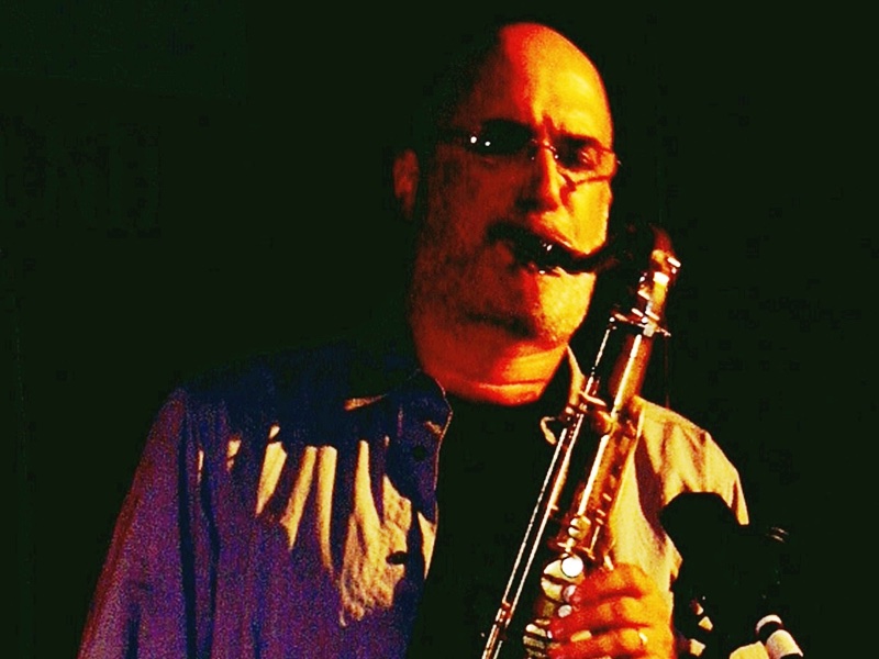 Jazz legend Michael Brecker playing the tenor saxophone